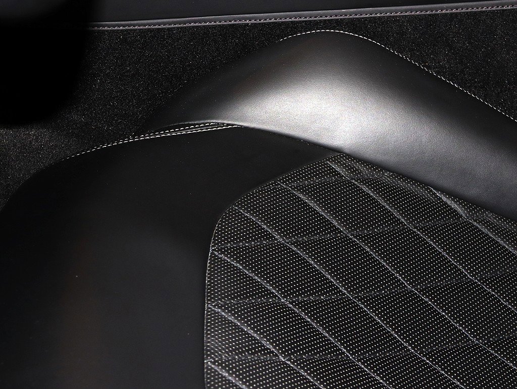 Certified 2017 Ferrari GTC4Lusso image 76