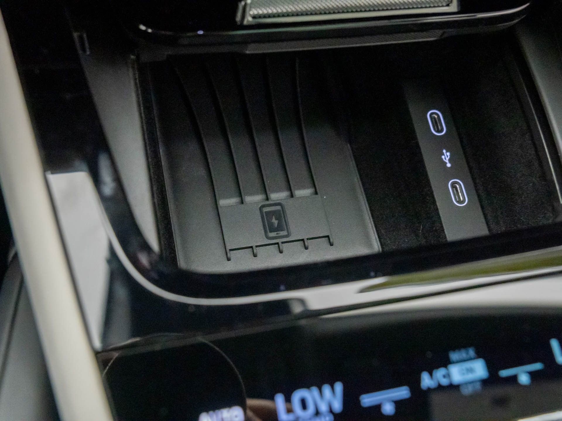 New 2026 Porsche Cayenne E-Hybrid Coupe image 22