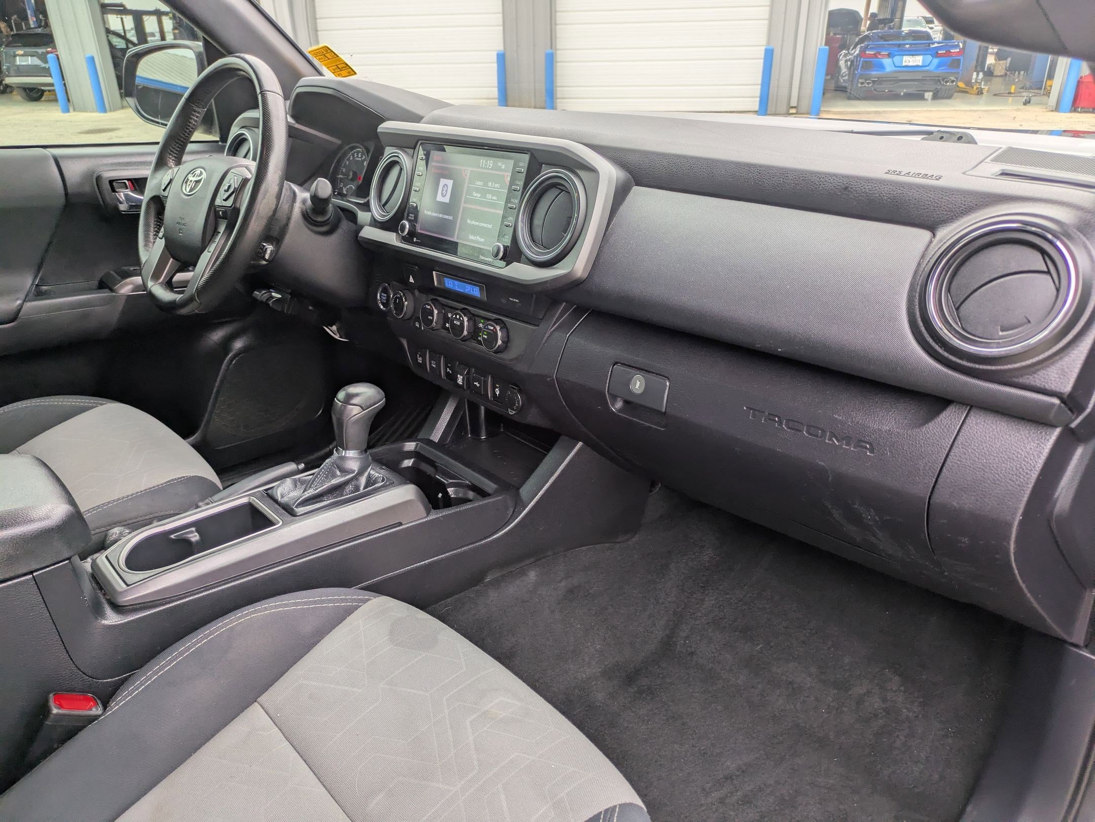 Used 2021 Toyota Tacoma TRD Off-Road image 27