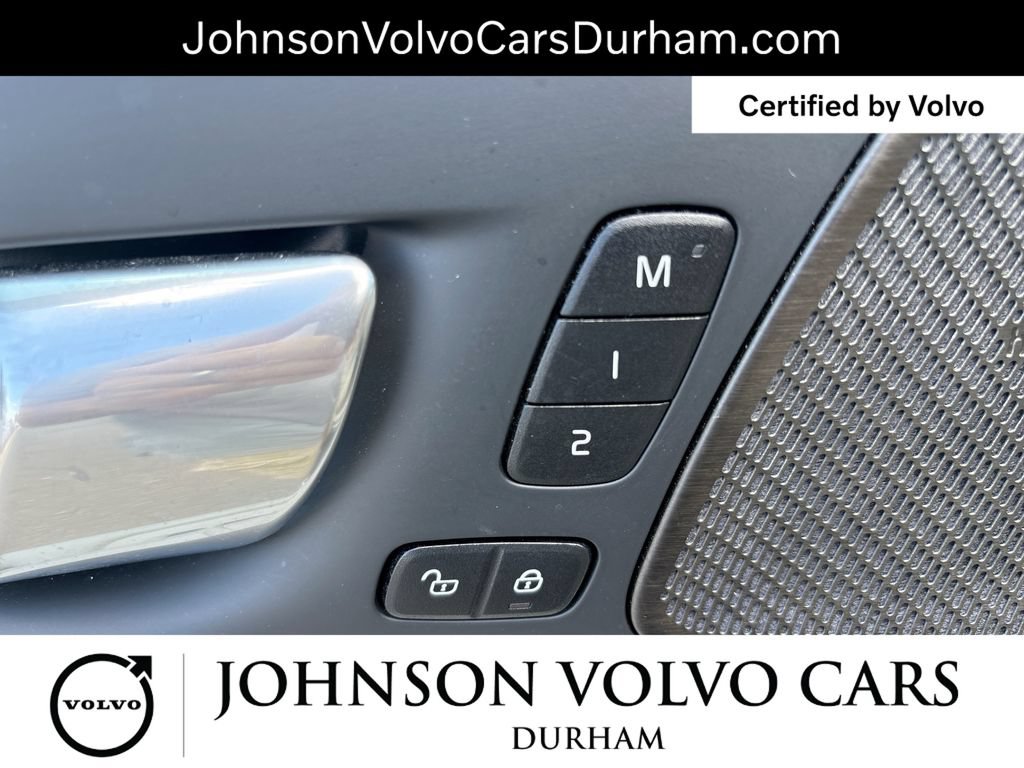 Used 2023 Volvo XC60 B5 Plus w/ Climate Package AWD/4WD image 16