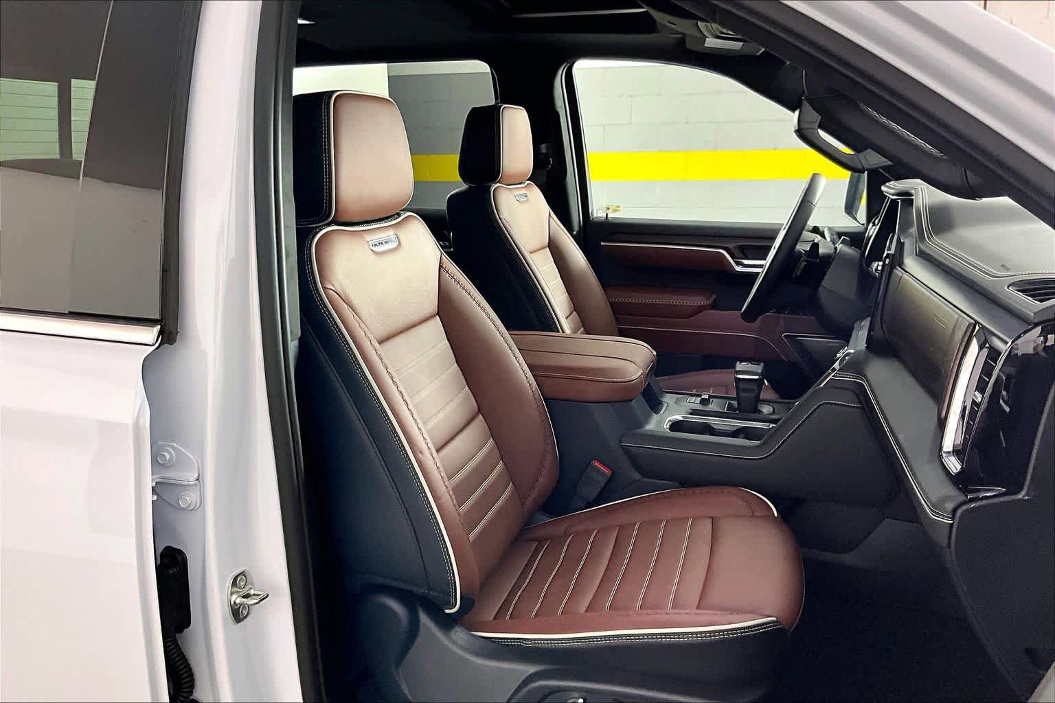 Certified 2026 GMC Sierra 1500 Denali Ultimate AWD/4WD image 10