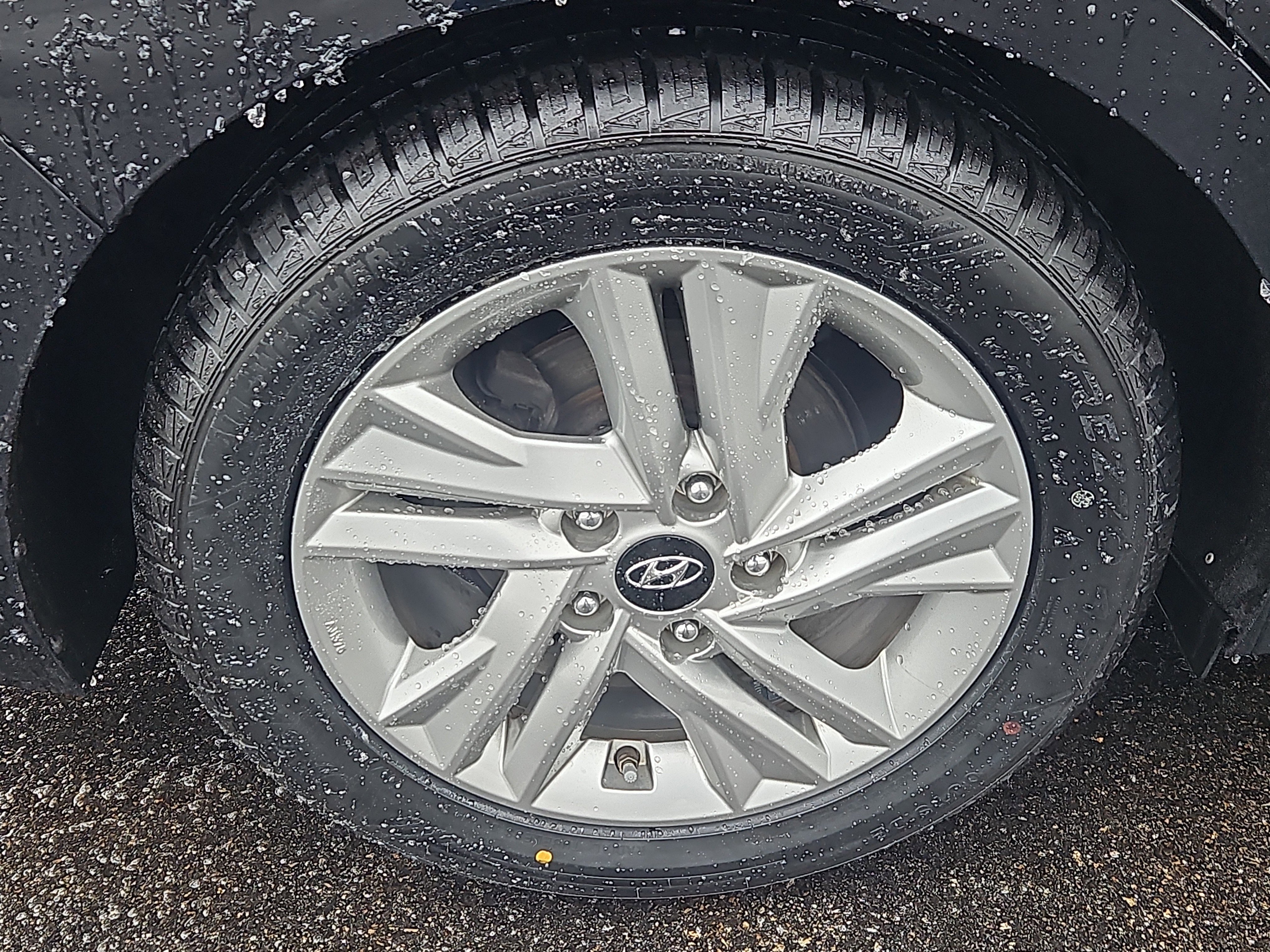 Used 2020 Hyundai Elantra Value Edition image 25