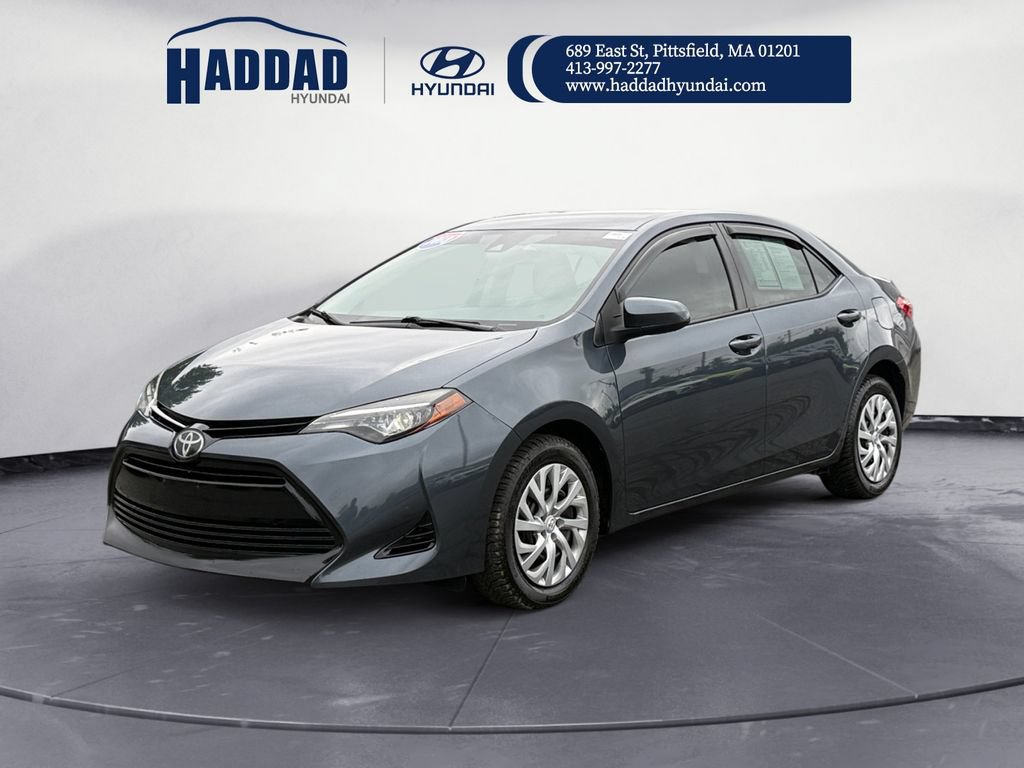 Used 2018 Toyota Corolla LE FWD image 1