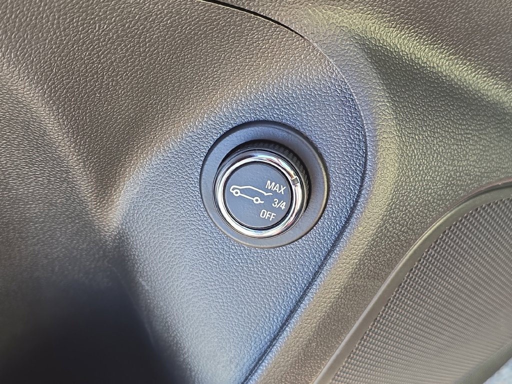 Used 2024 Buick Encore GX Preferred w/ Comfort Package FWD image 12