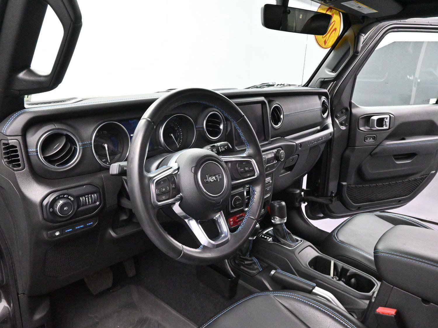 Used 2022 Jeep Wrangler Unlimited Rubicon 4xe image 15