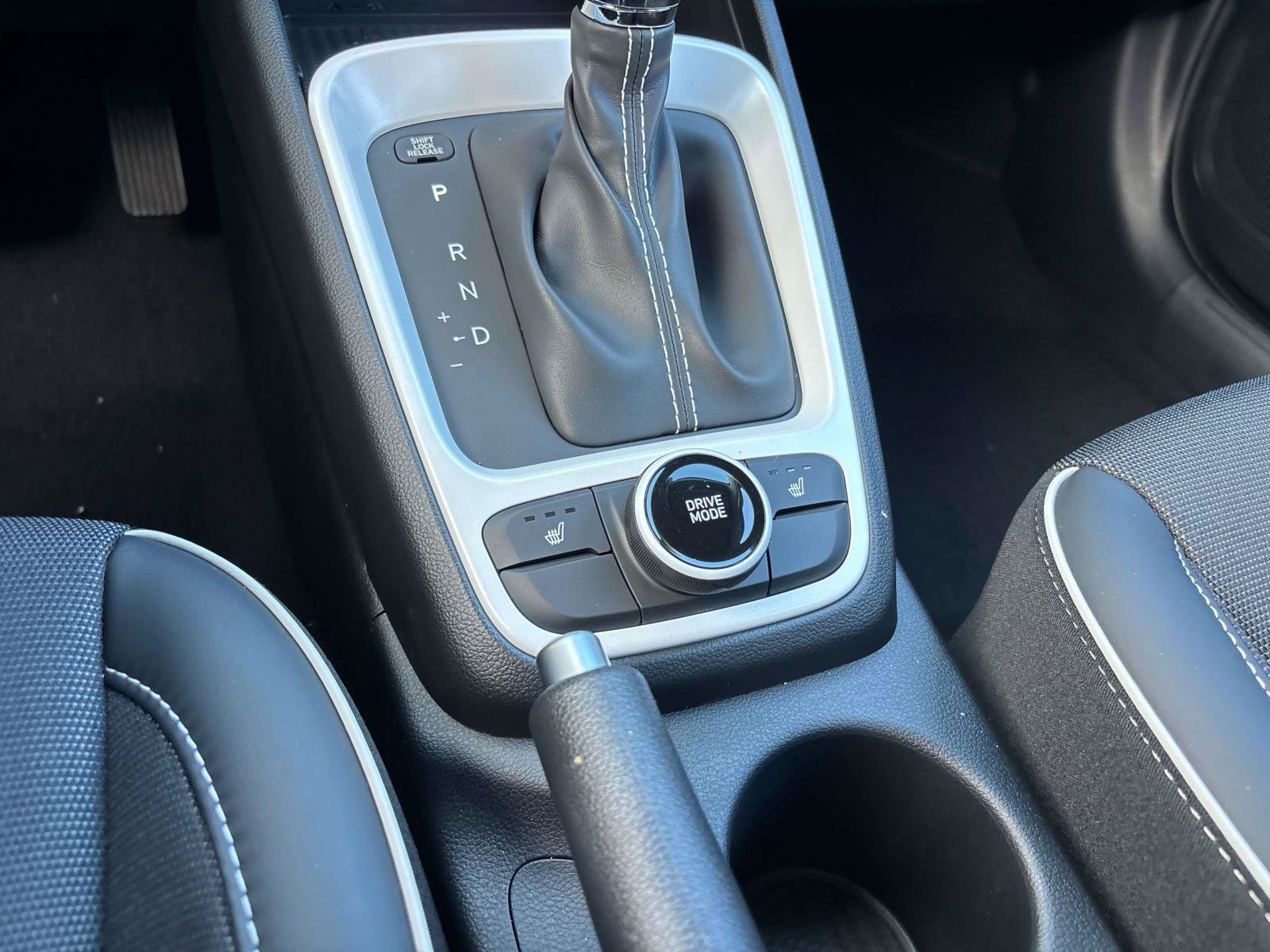New 2026 Hyundai Venue SEL FWD image 9