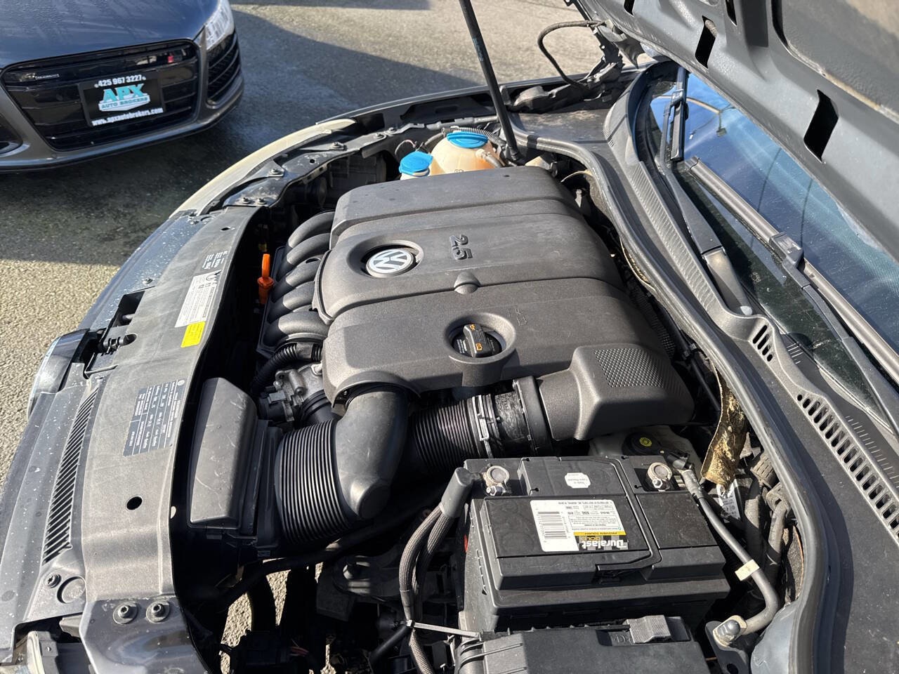 Used 2011 Volkswagen Golf 2-Door image 11