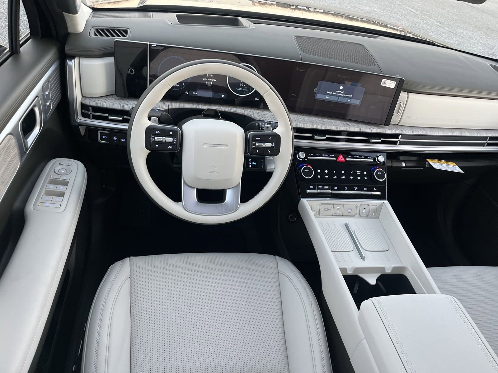 New 2025 Hyundai Santa Fe Calligraphy image 7