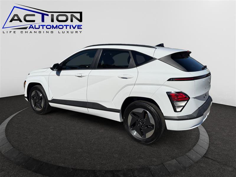 Used 2024 Hyundai Kona SEL FWD image 6