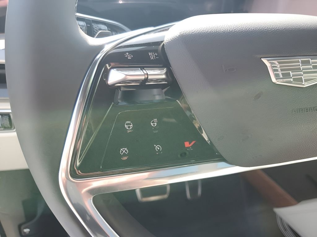 New 2026 Cadillac Vistiq Luxury AWD/4WD image 33