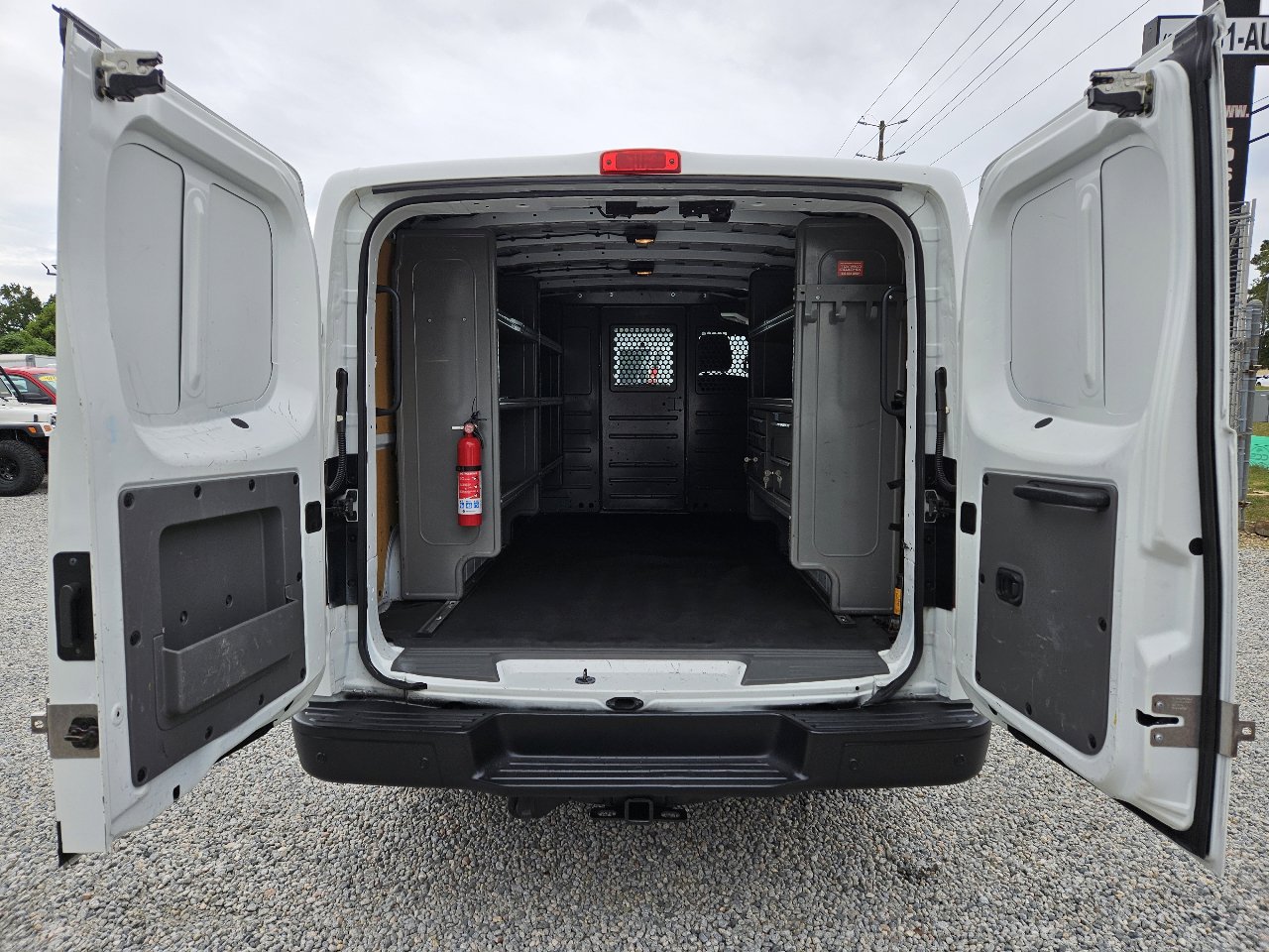 Used 2019 Nissan NV 2500 SV image 15