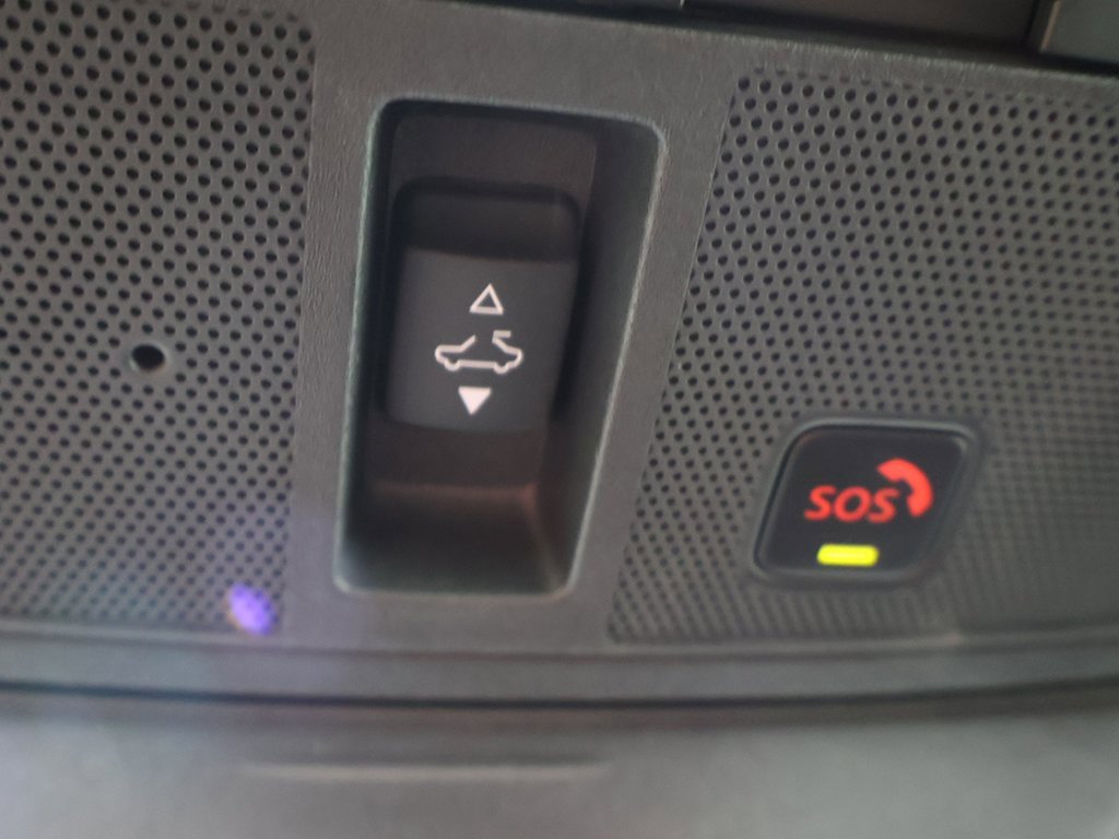 Used 2022 INFINITI Q60 3.0t Luxe w/ Essential Package image 52