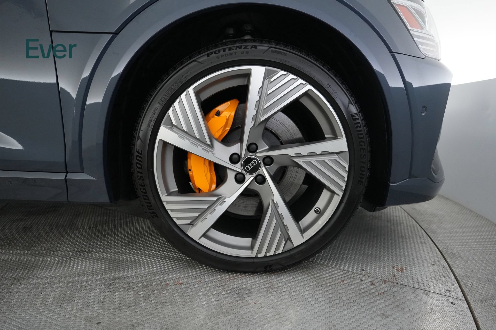 Used 2022 Audi e-tron Prestige AWD/4WD image 20