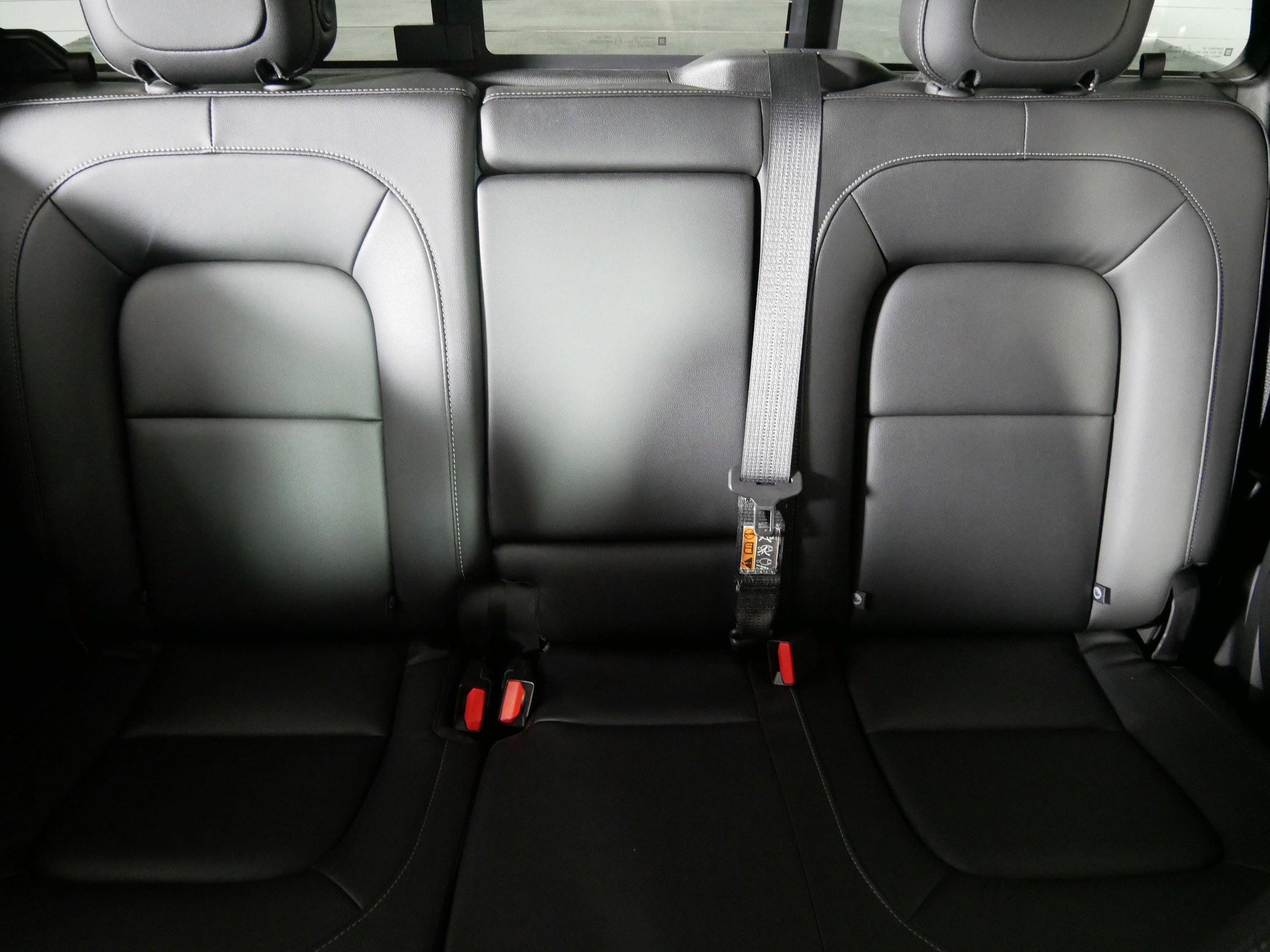 Used 2019 Chevrolet Colorado ZR2 w/ ZR2 Midnight Special Edition image 13