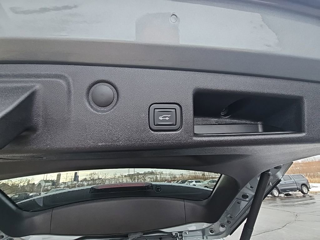 Certified 2024 Chevrolet Equinox LT w/ LPO, Floor Liner Package image 10