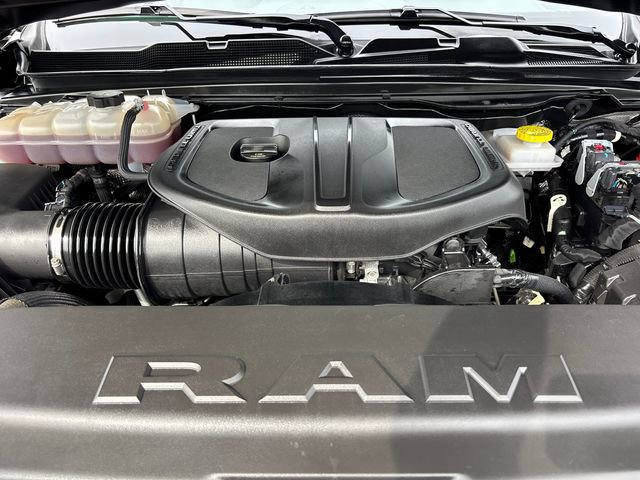 Used 2025 RAM 1500 Big Horn AWD/4WD image 34