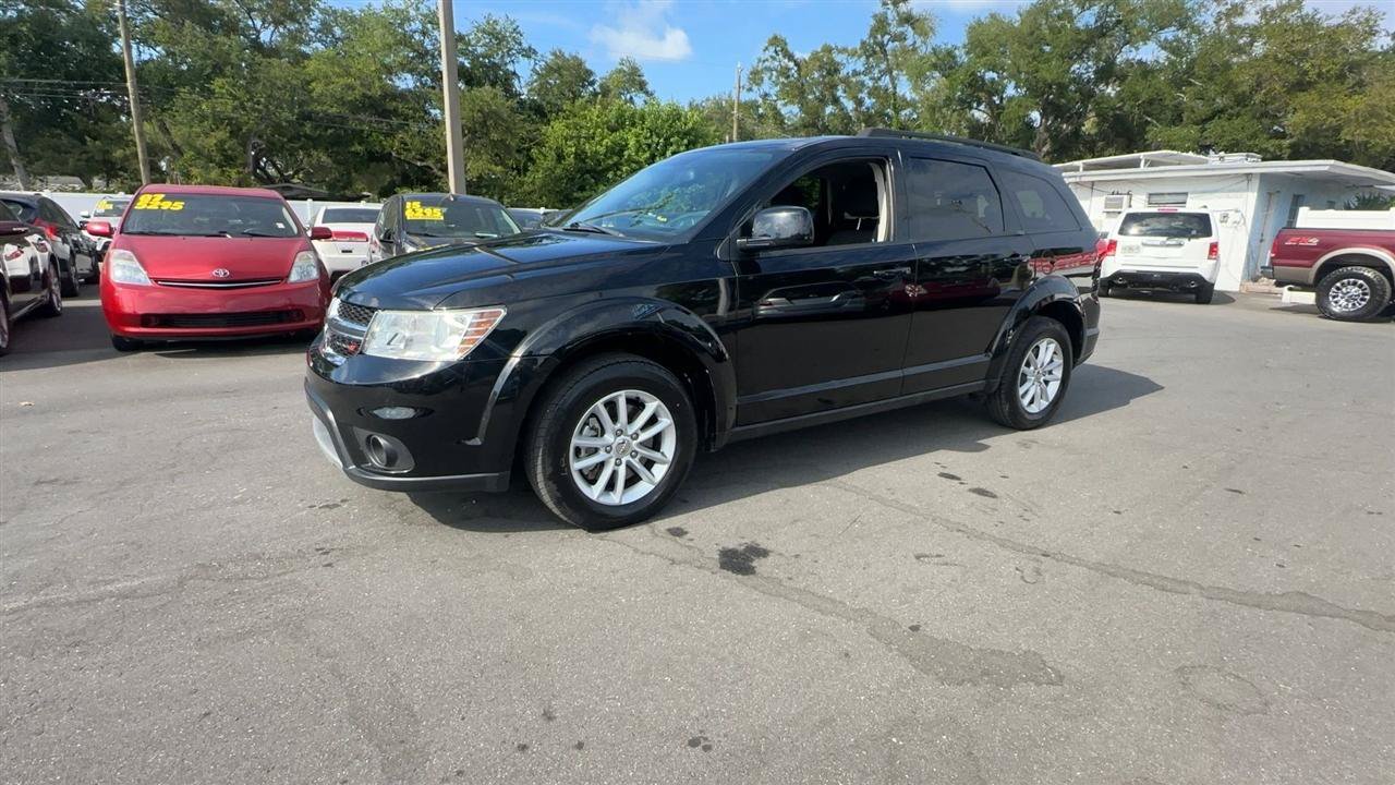 Used 2015 Dodge Journey SXT w/ Flexible Seating Group FWD image 18