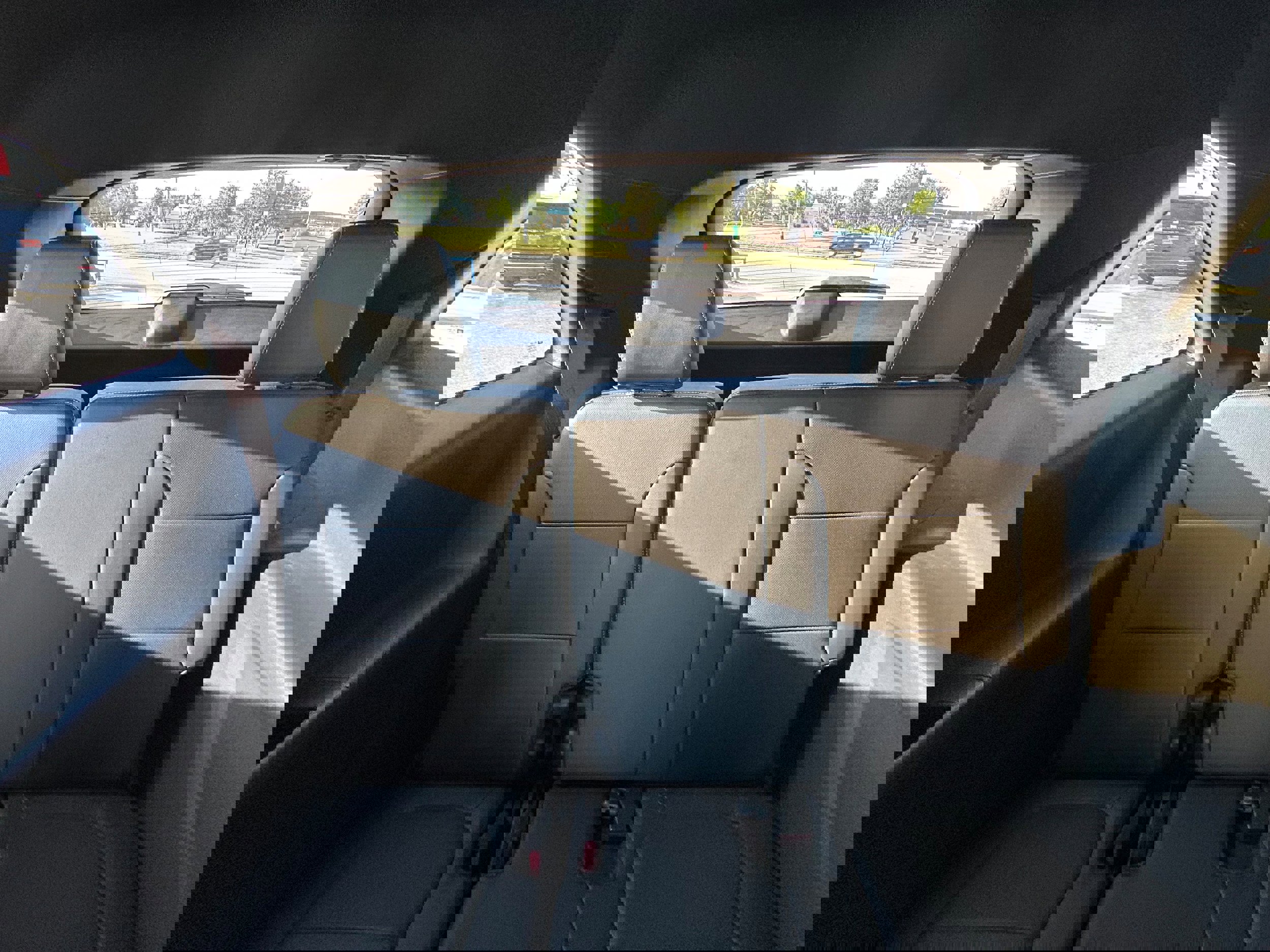 Used 2023 Chevrolet Traverse Premier image 24