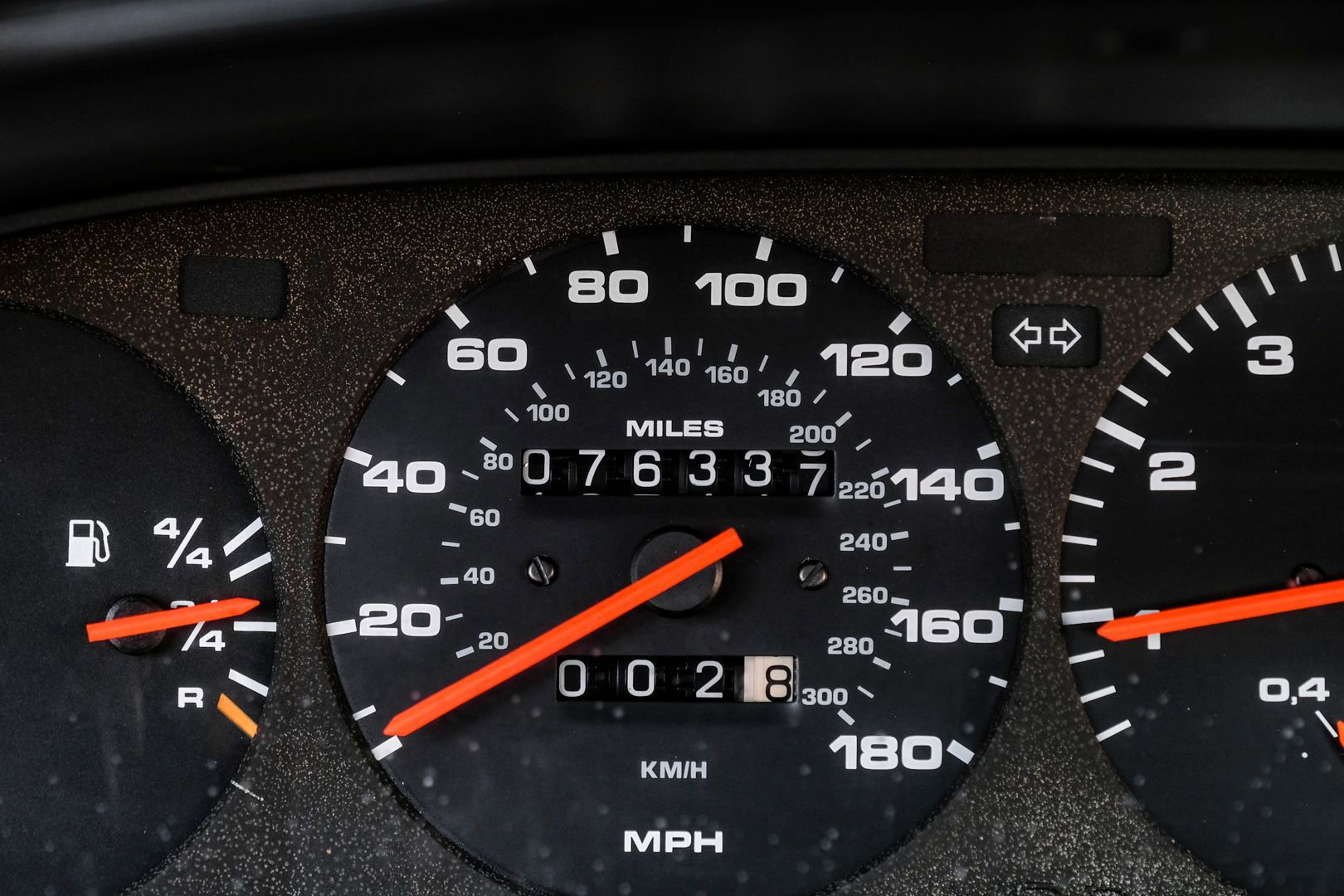 Used 1989 Porsche 944 Turbo RWD image 18