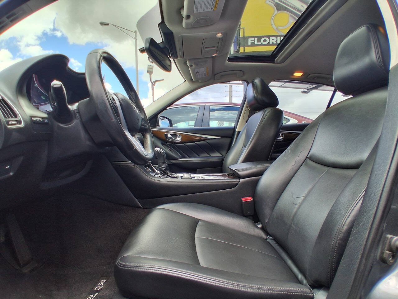 Used 2019 INFINITI Q50 Luxe w/ Essential Package (3.0T Luxe) RWD image 14