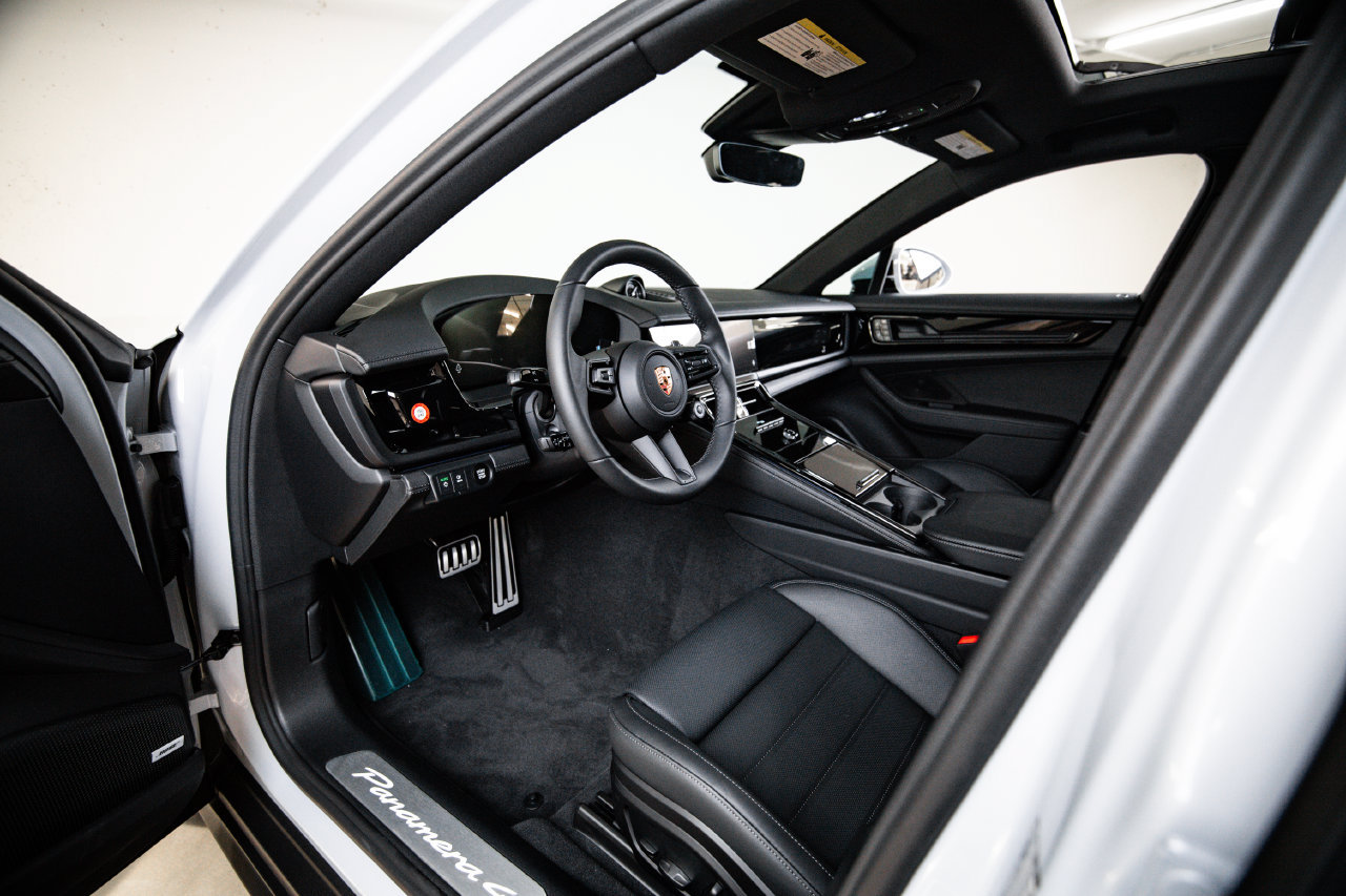 New 2026 Porsche Panamera 4 AWD/4WD image 4
