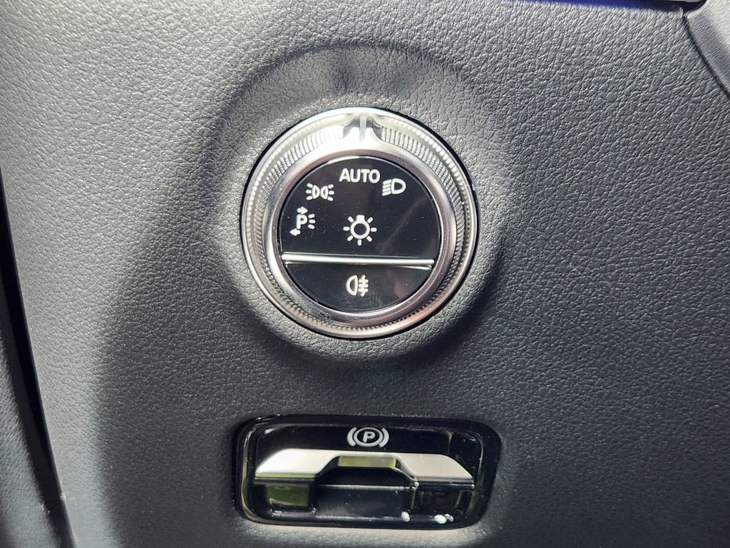 New 2026 Mercedes-Benz CLE 300 4MATIC Coupe image 22