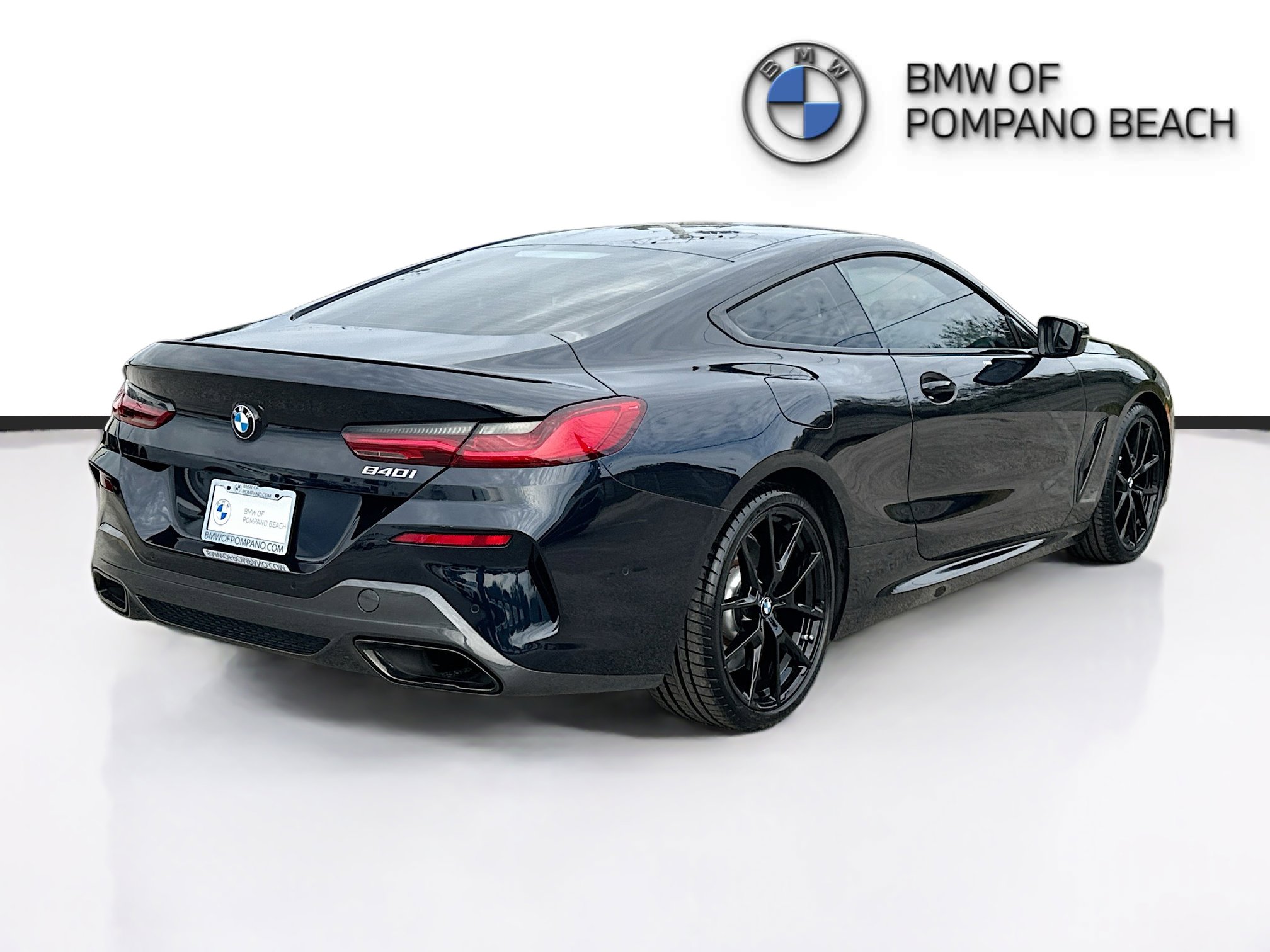 Used 2023 BMW 840i Coupe w/ M Sport Professional Package image 7