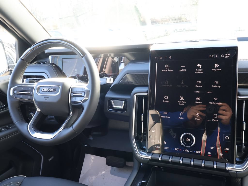 New 2026 GMC Yukon XL Elevation w/ LPO, Elevation Black Package AWD/4WD image 32