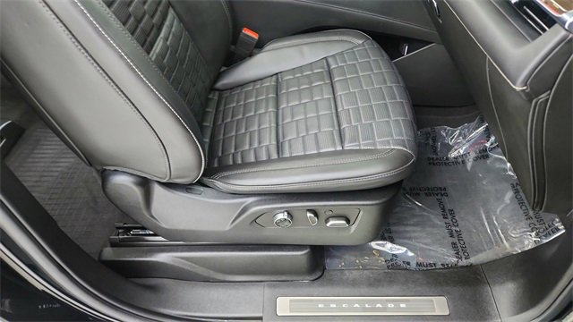 Used 2023 Cadillac Escalade ESV Sport Platinum w/ LPO, ONYX Package image 24