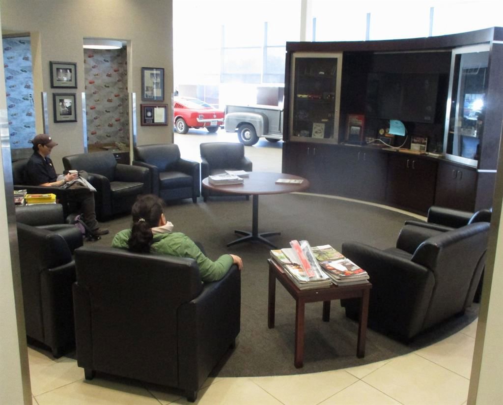 Used 2025 Ford Explorer ST image 25