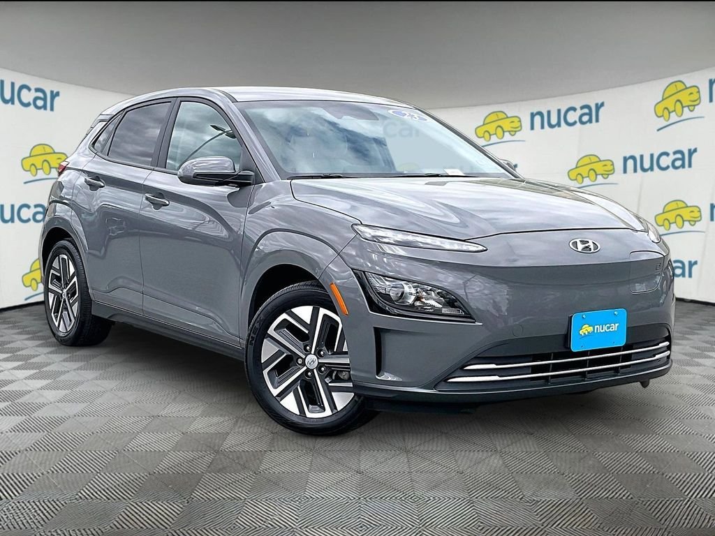 Used 2023 Hyundai Kona SE w/ Cargo Package FWD image 1