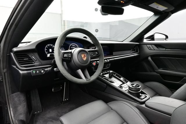 Used 2026 Porsche 911 Targa 4S AWD/4WD image 4
