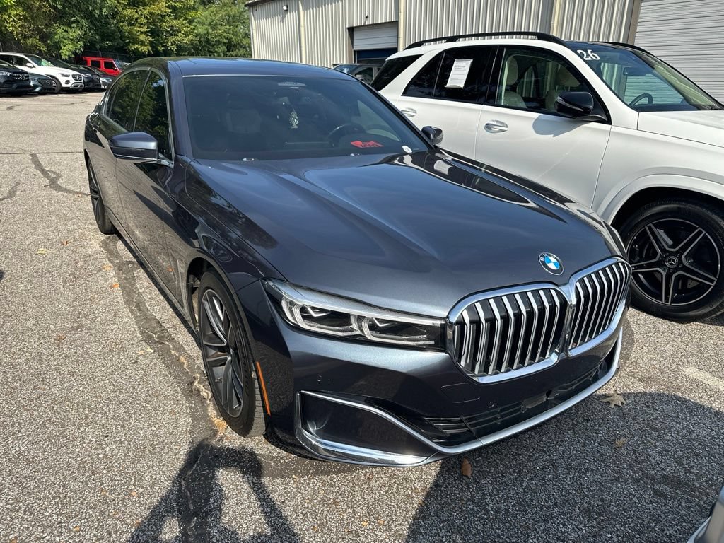 Used 2020 BMW 750i xDrive AWD/4WD image 1