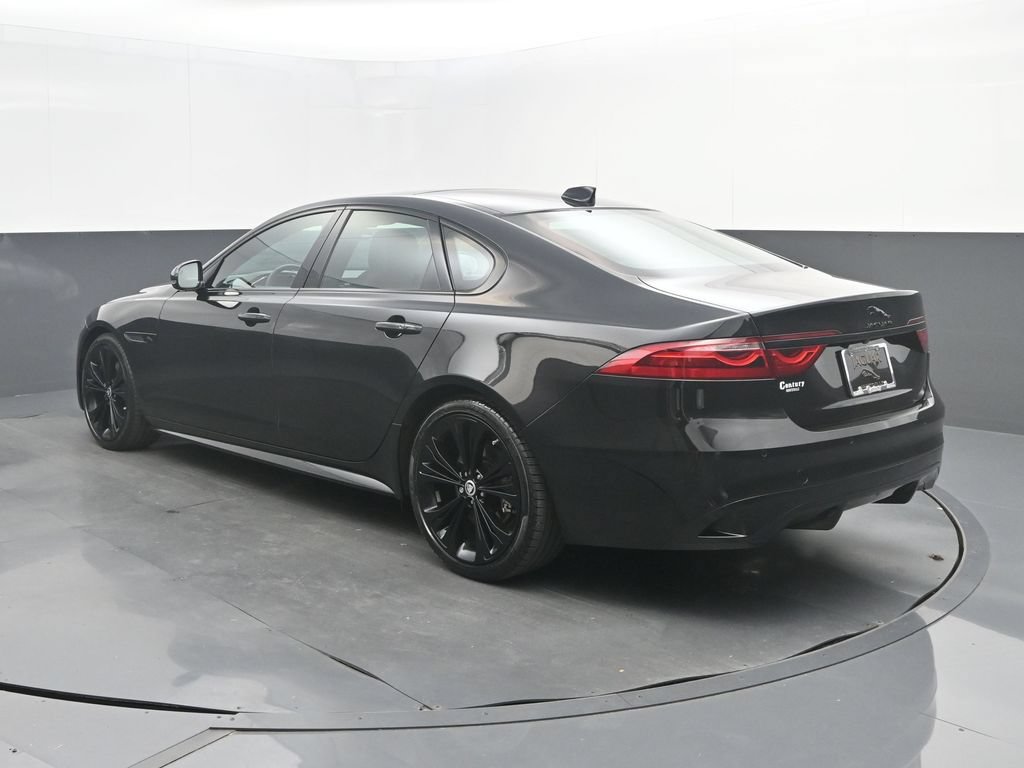 Certified 2024 Jaguar XF R-Dynamic SE AWD/4WD image 3