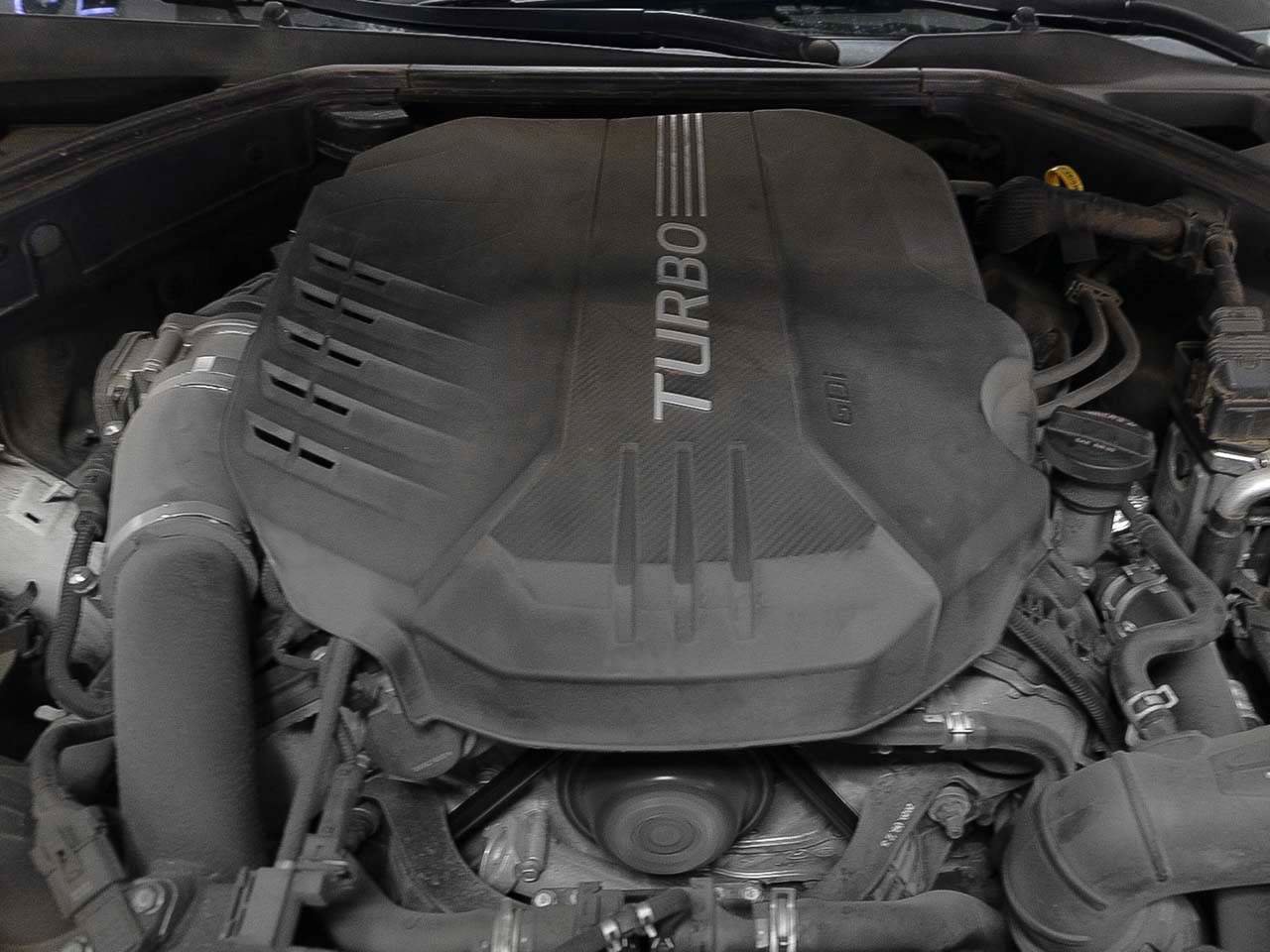 Used 2021 Genesis G70 3.3T image 17