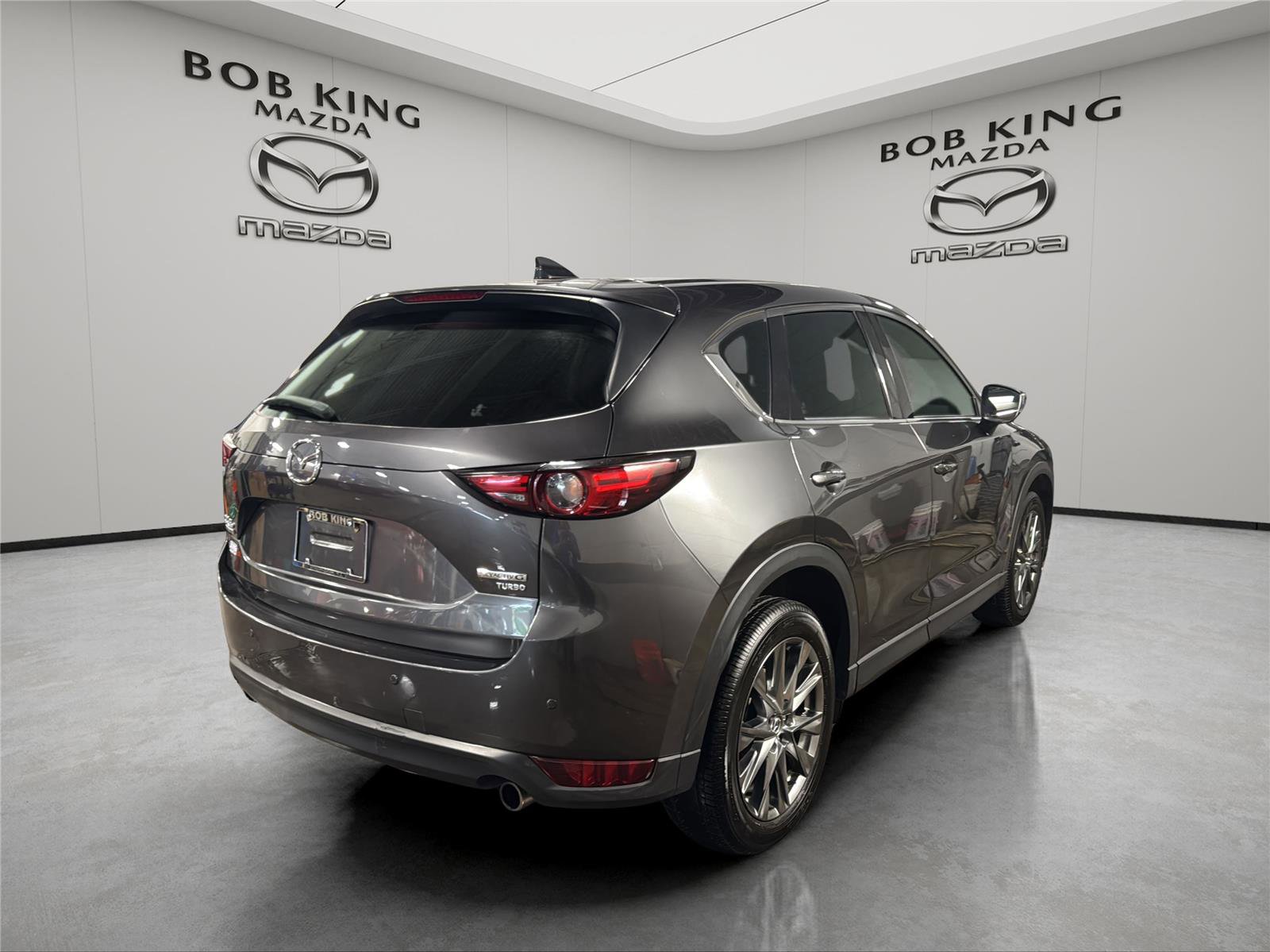 Used 2021 MAZDA CX-5 Signature image 5