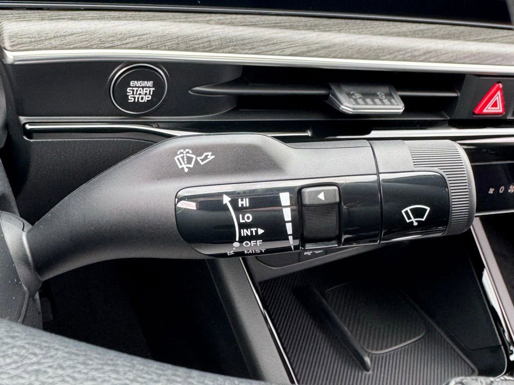 New 2025 Kia K5 EX image 18