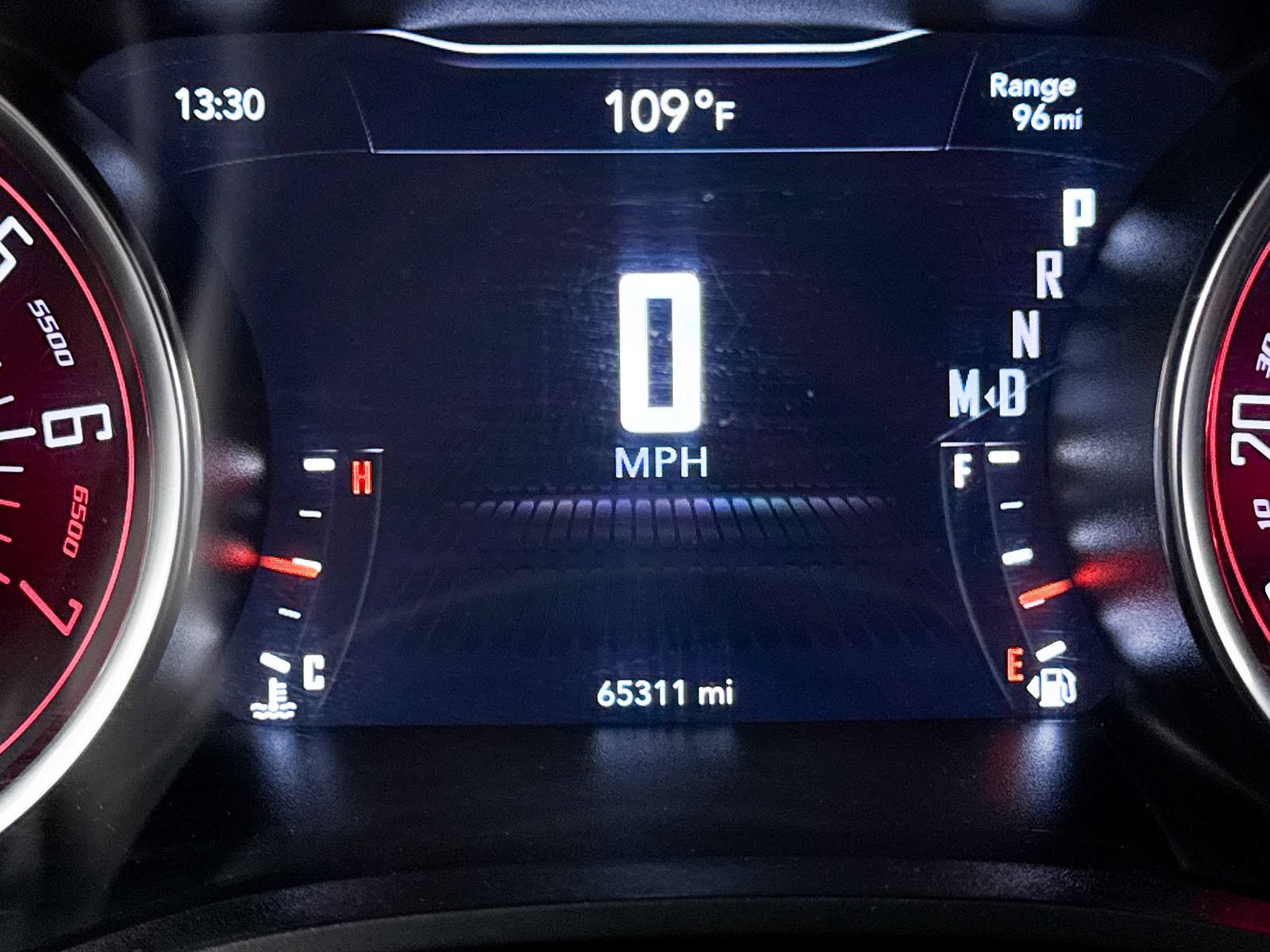 Used 2022 Dodge Challenger SXT RWD image 32