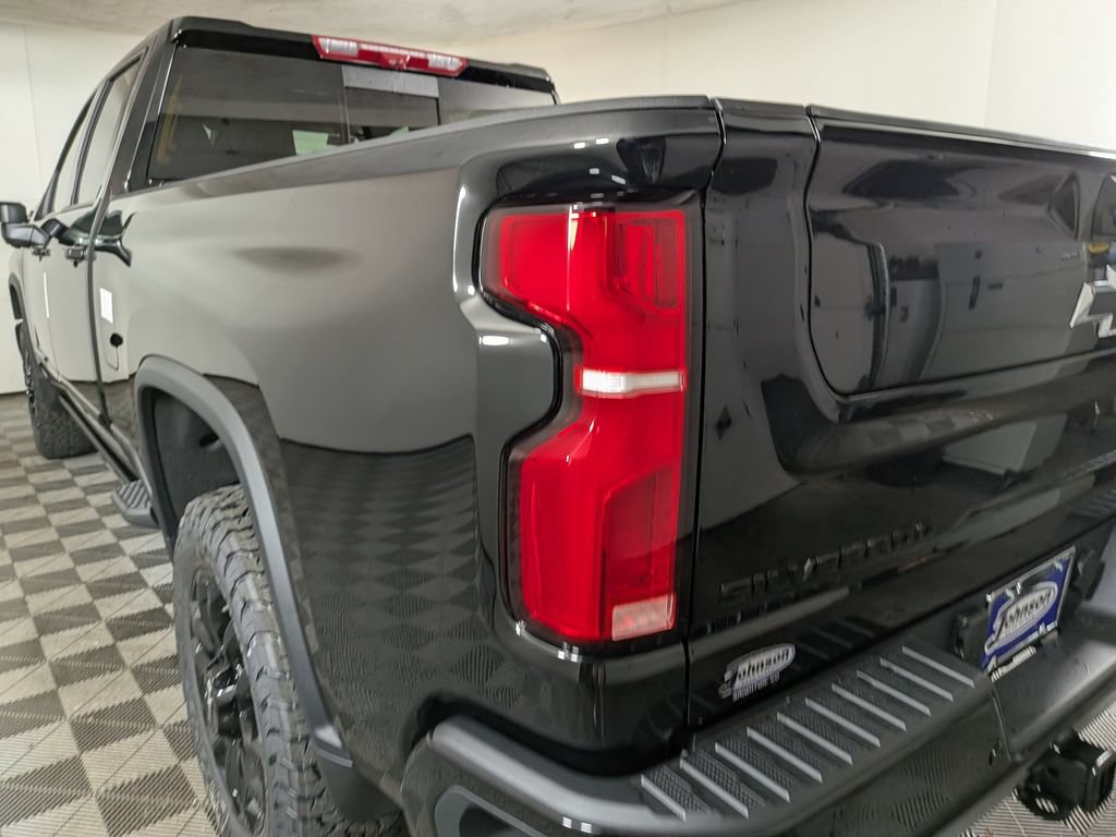 New 2026 Chevrolet Silverado 2500 High Country w/ High Country Premium Package AWD/4WD image 10