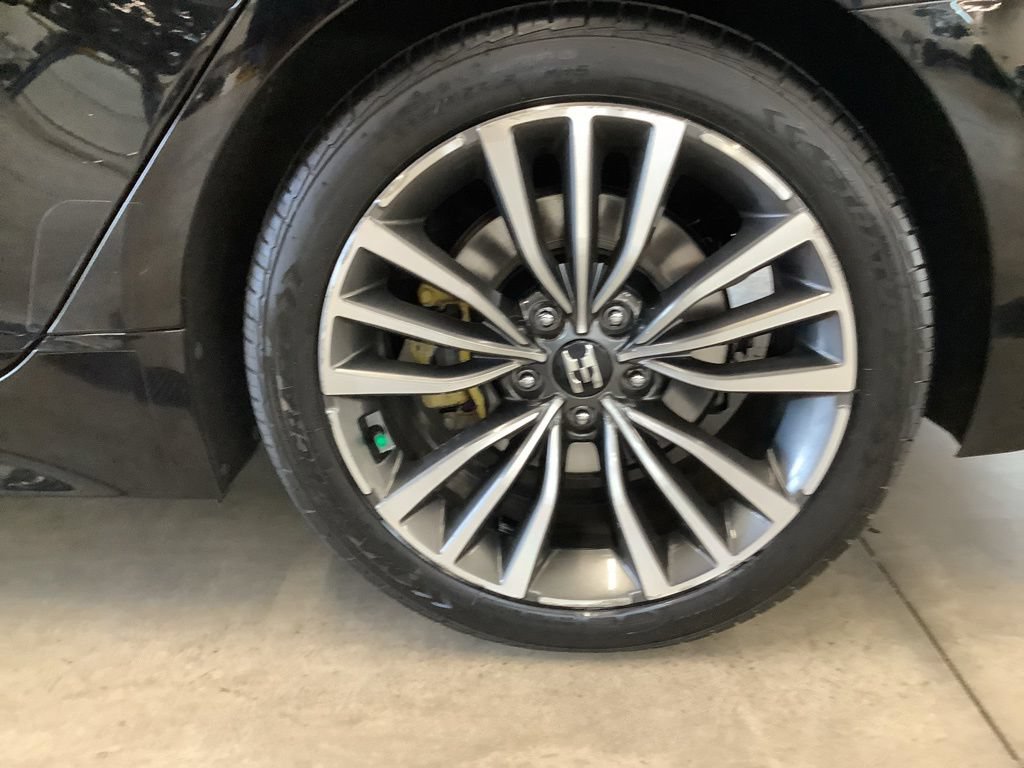 Used 2019 Kia Stinger AWD/4WD image 23
