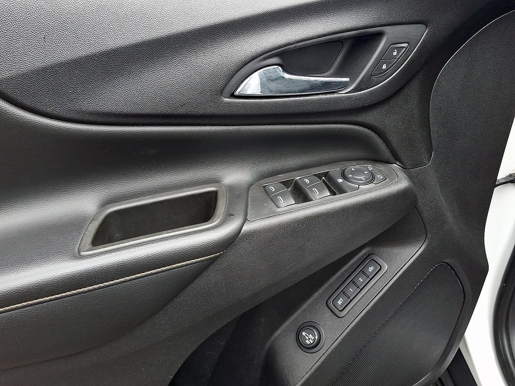 Used 2020 Chevrolet Equinox Premier AWD/4WD image 14