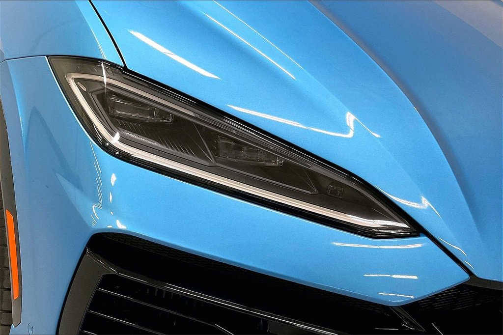 Used 2025 Lamborghini Urus SE image 30