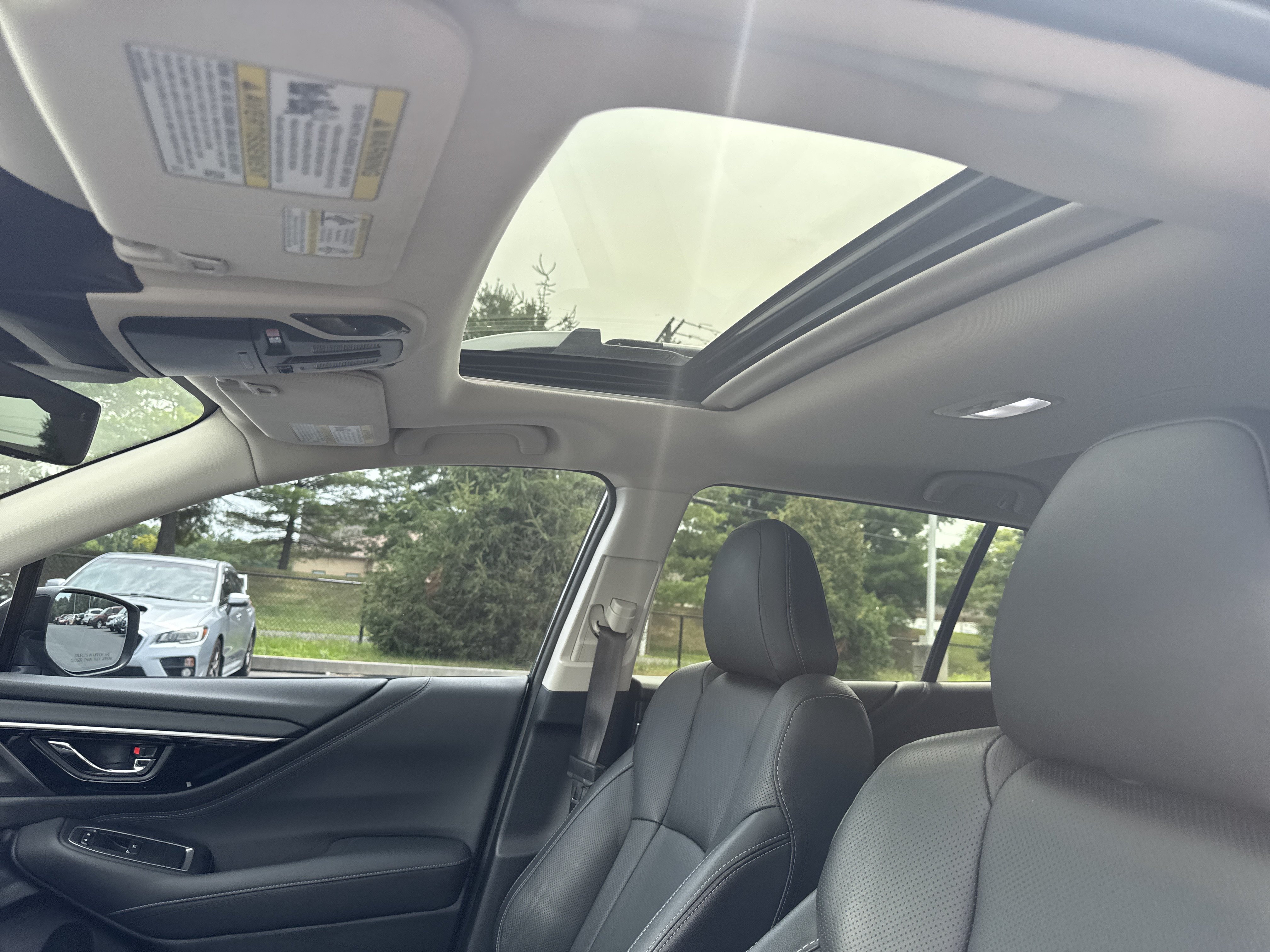 Certified 2023 Subaru Outback Touring AWD/4WD image 6
