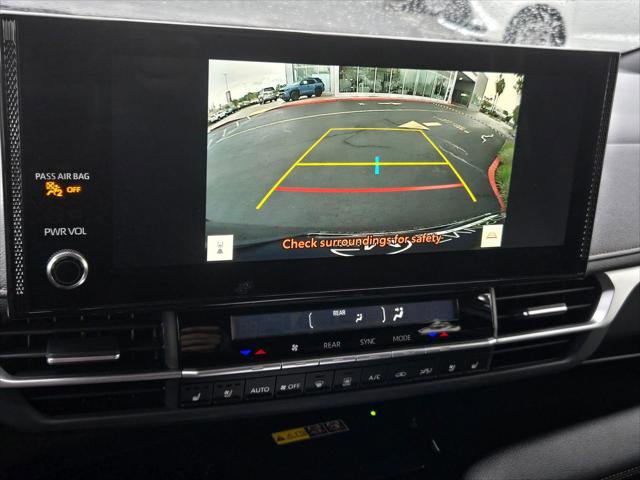 Certified 2026 Toyota Sienna Limited FWD image 14