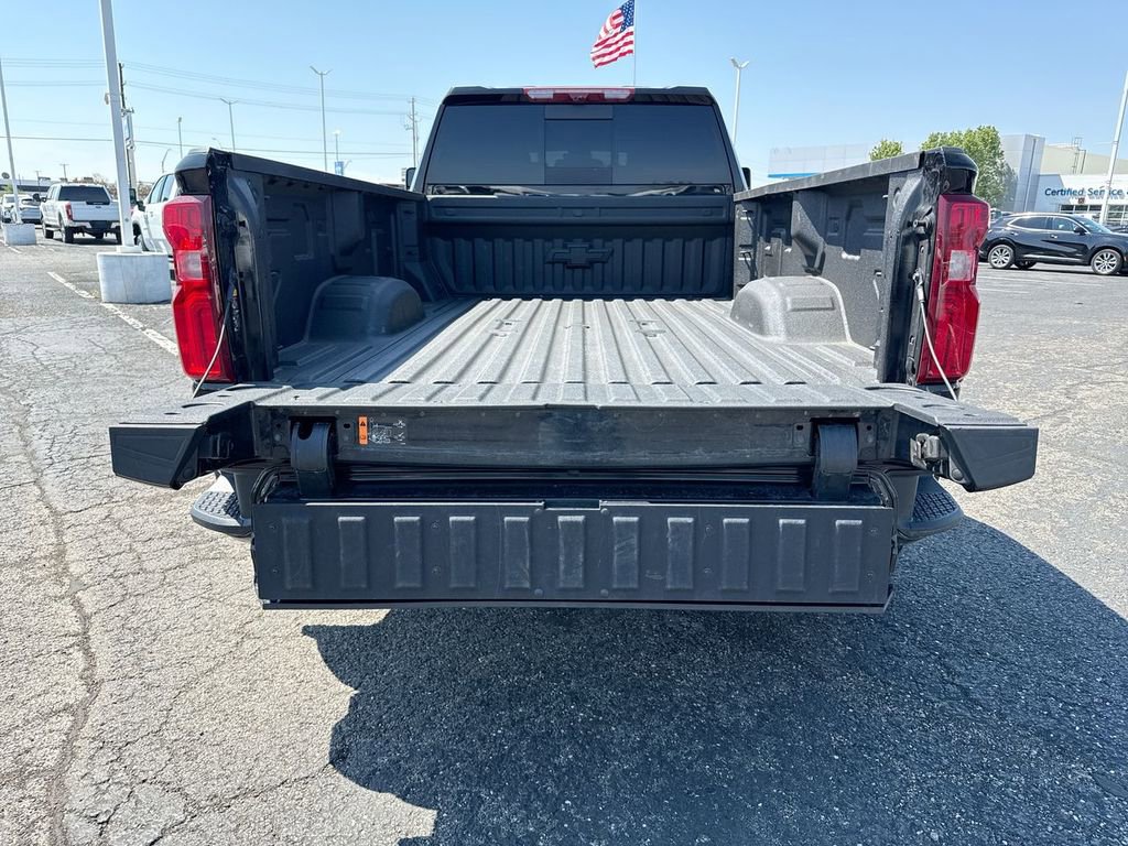 Used 2026 Chevrolet Silverado 3500 High Country w/ Technology Package AWD/4WD image 24