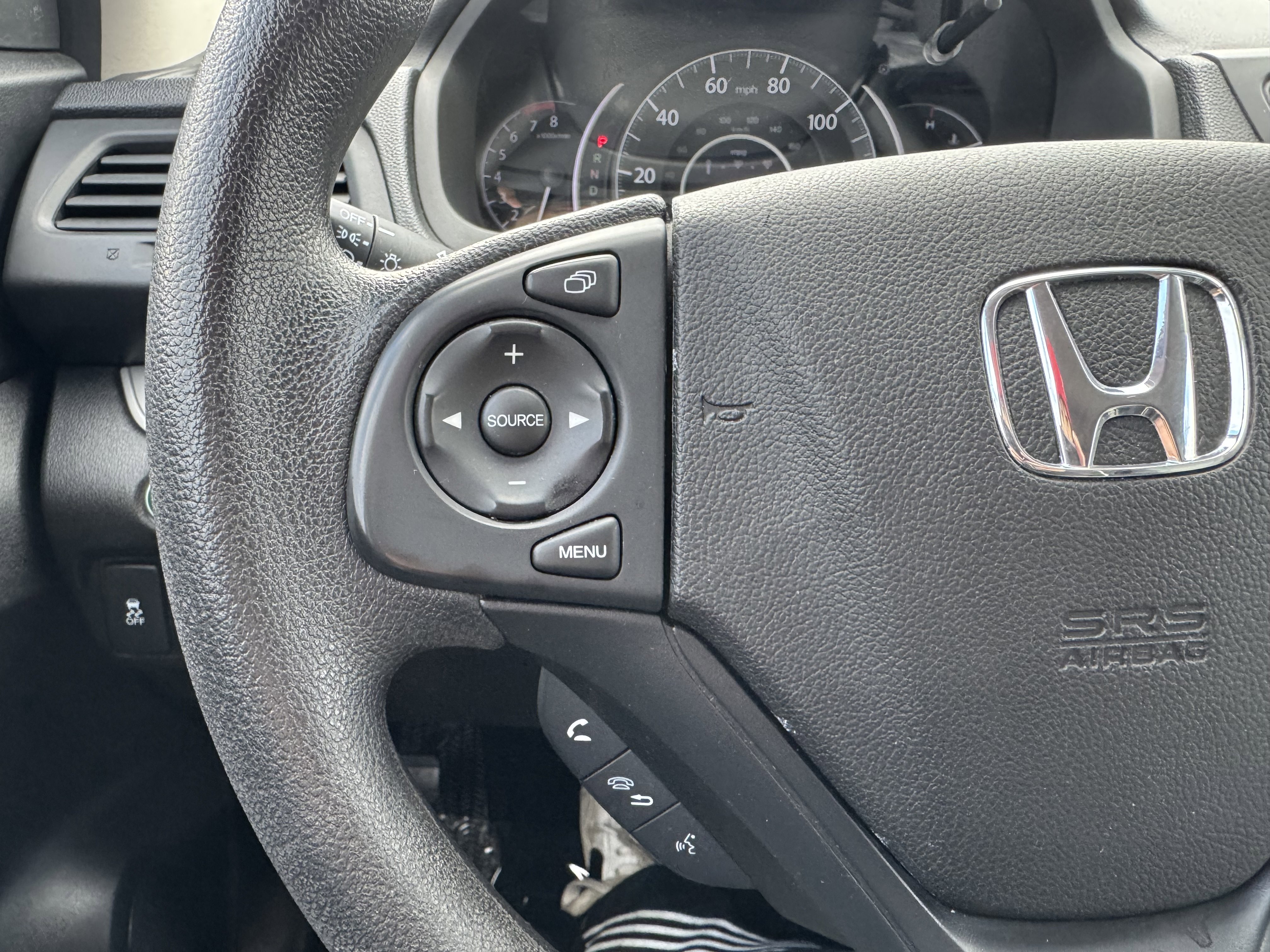 Used 2015 Honda CR-V LX image 32