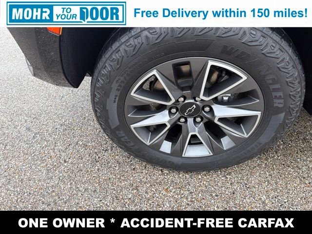 Used 2024 Chevrolet Tahoe Z71 w/ Luxury Package AWD/4WD image 9
