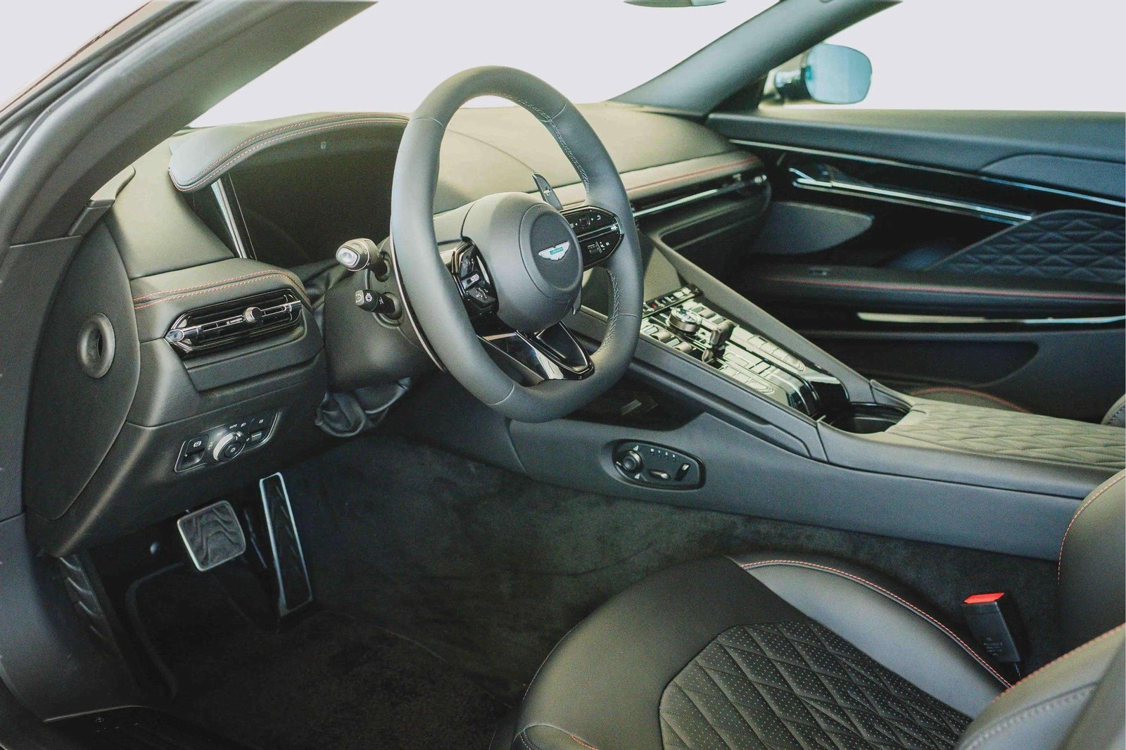 New 2025 Aston Martin DB12 Coupe image 13