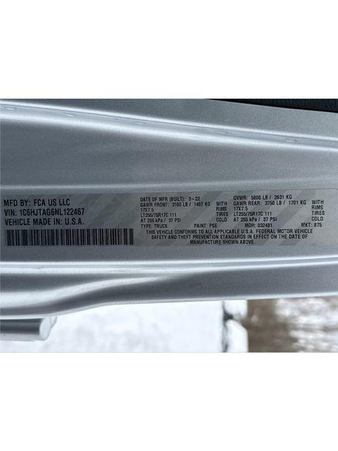 Used 2022 Jeep Gladiator Willys image 24