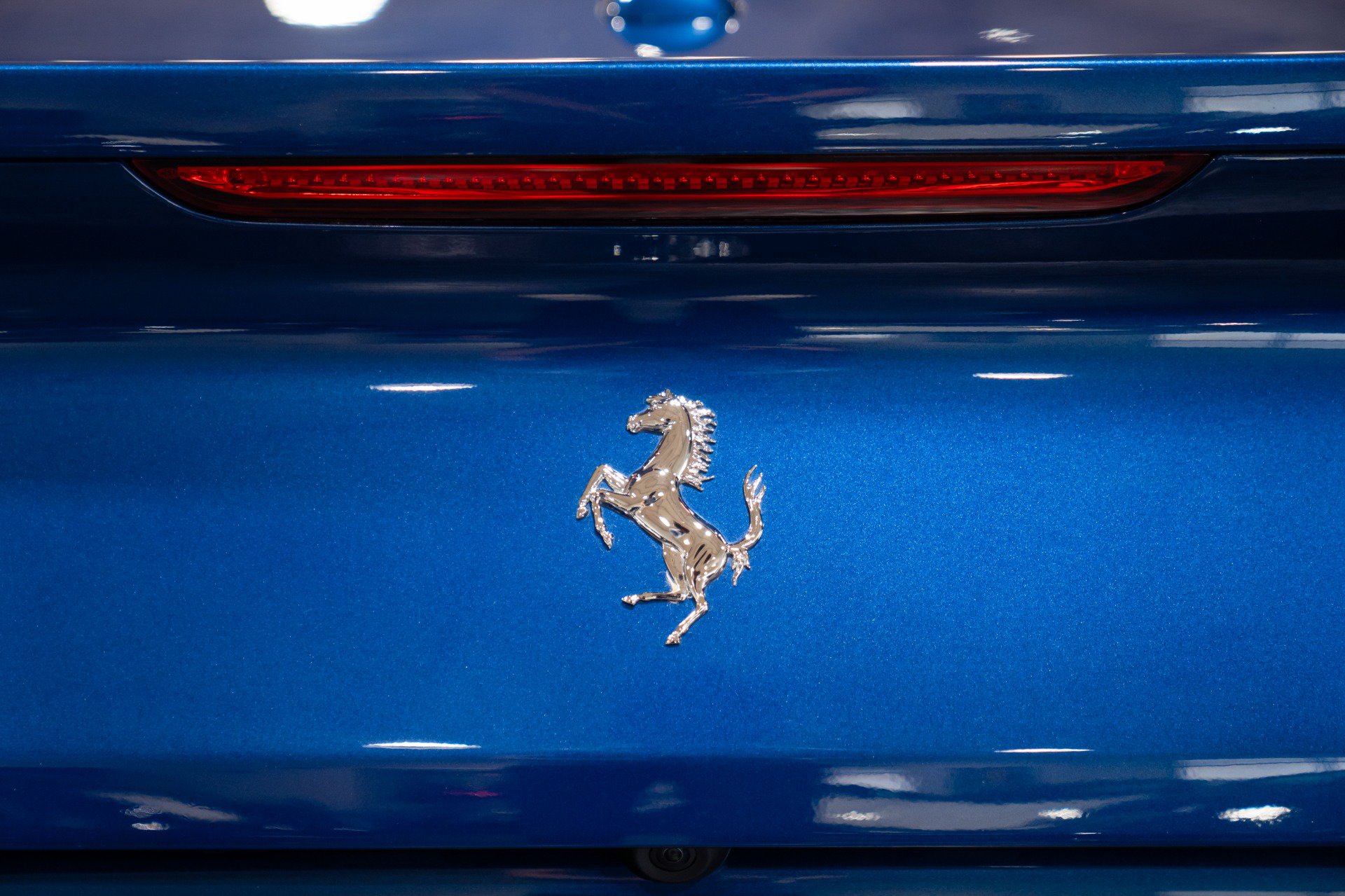 Used 2021 Ferrari 812 GTS RWD image 29